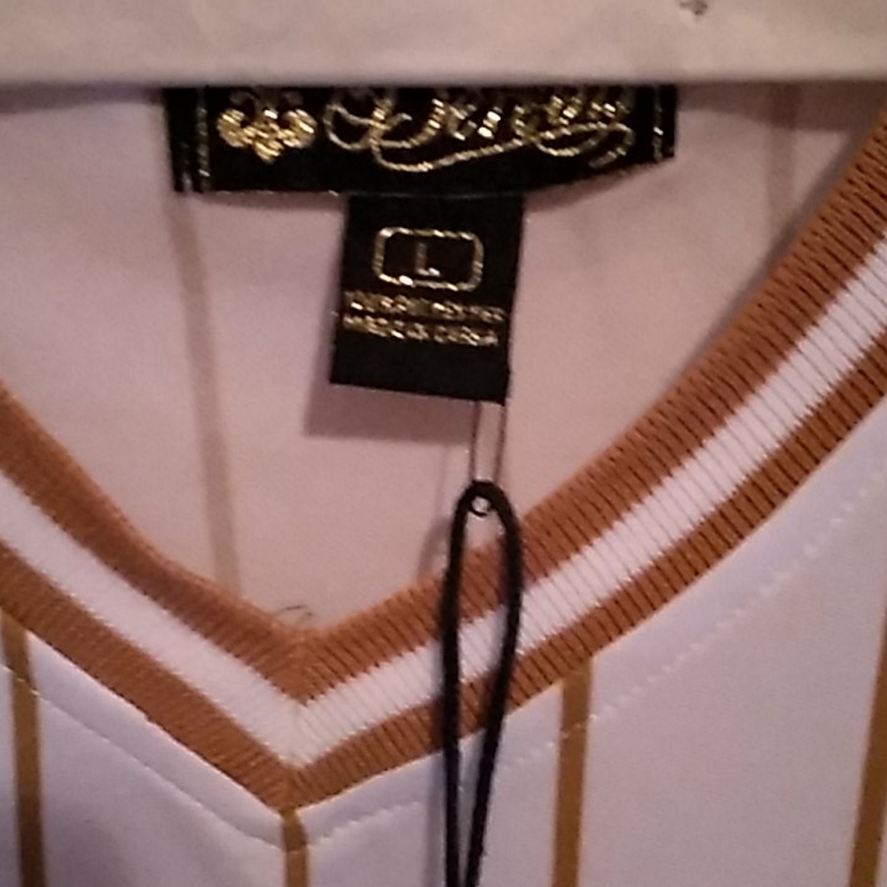 Shirt - Picture 4 of 6